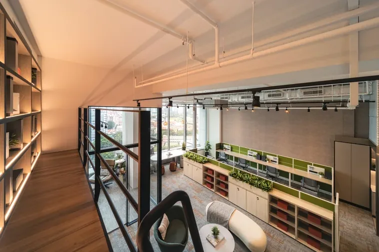 ARC 380 office show unit meeting space